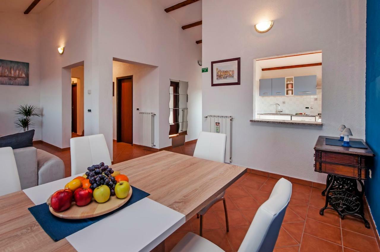 Apartment Bora Rovinj Bagian luar foto